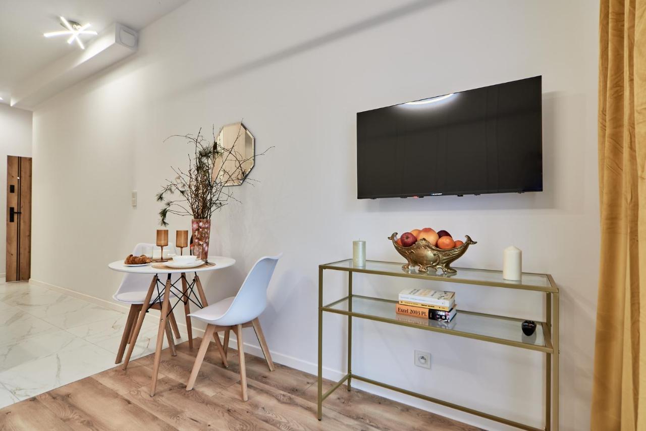 Superapart Marywilska 68B Warsaw Luaran gambar